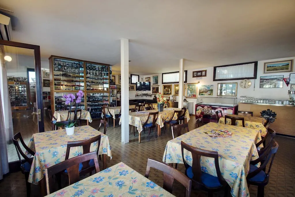 Residence Villa Rosa Garda  Garda (Verona)