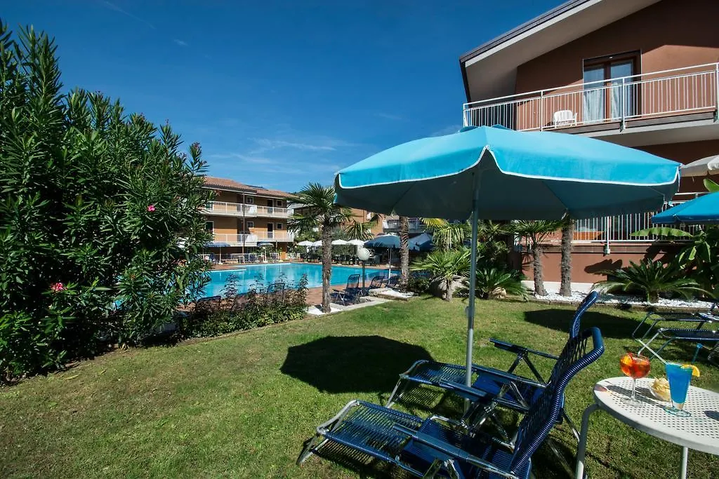 Aparthotel Residence Villa Rosa Garda  Italy